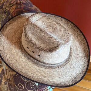 Resistol Jason Aldean Collection Mexican Palm Leaf hat.  One Size.